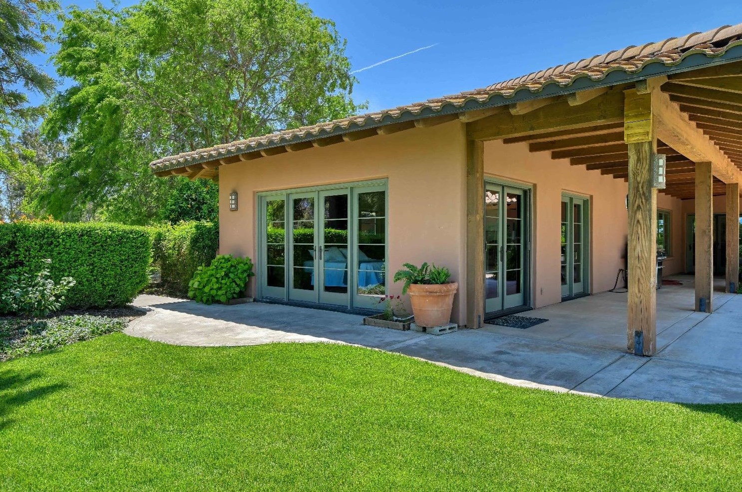 34284 Corcoran Hill Ln, Davis CA 95616-9407 exterior