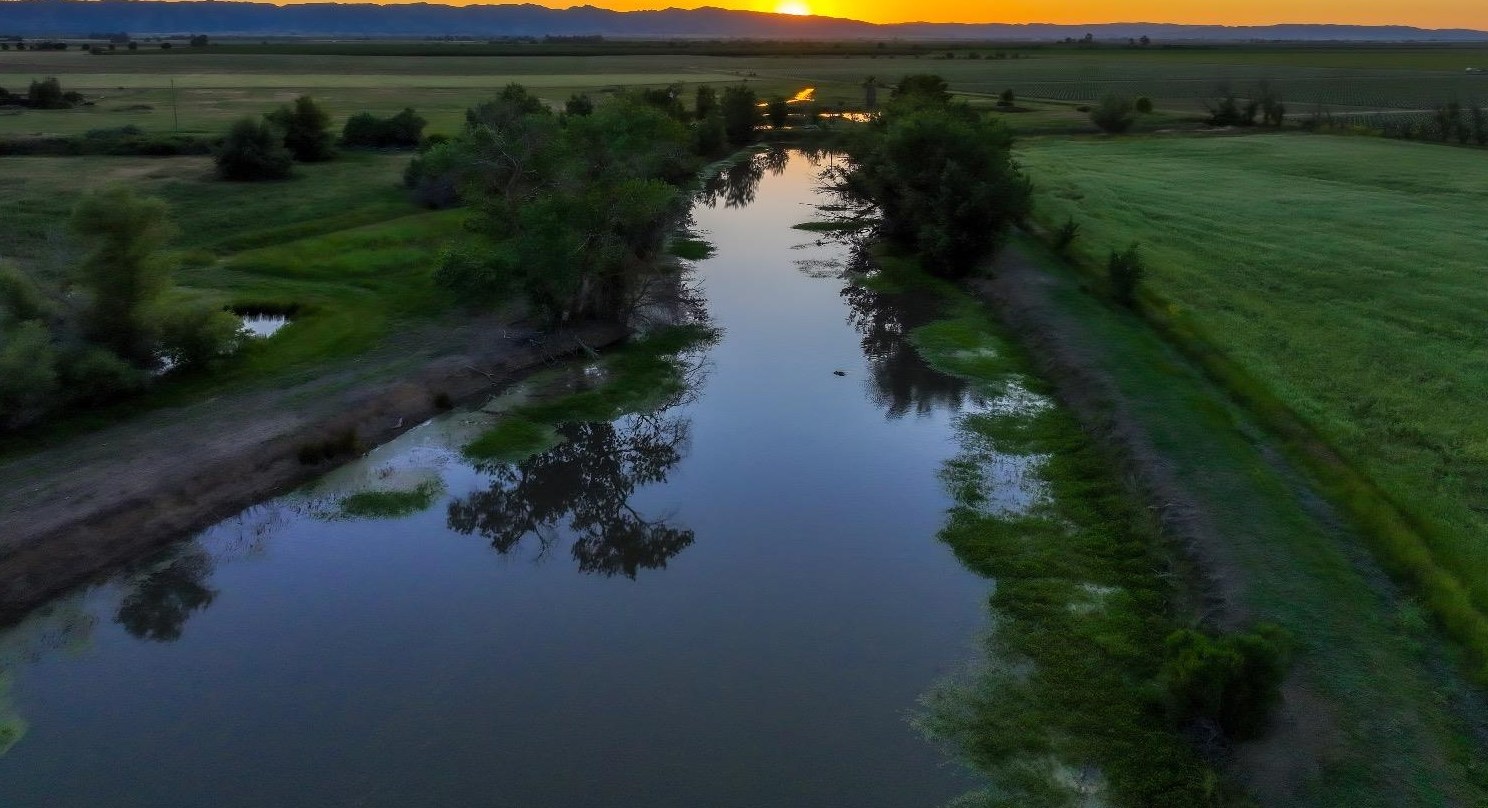 34284 Corcoran Hill Ln, Davis CA 95616-9407 exterior