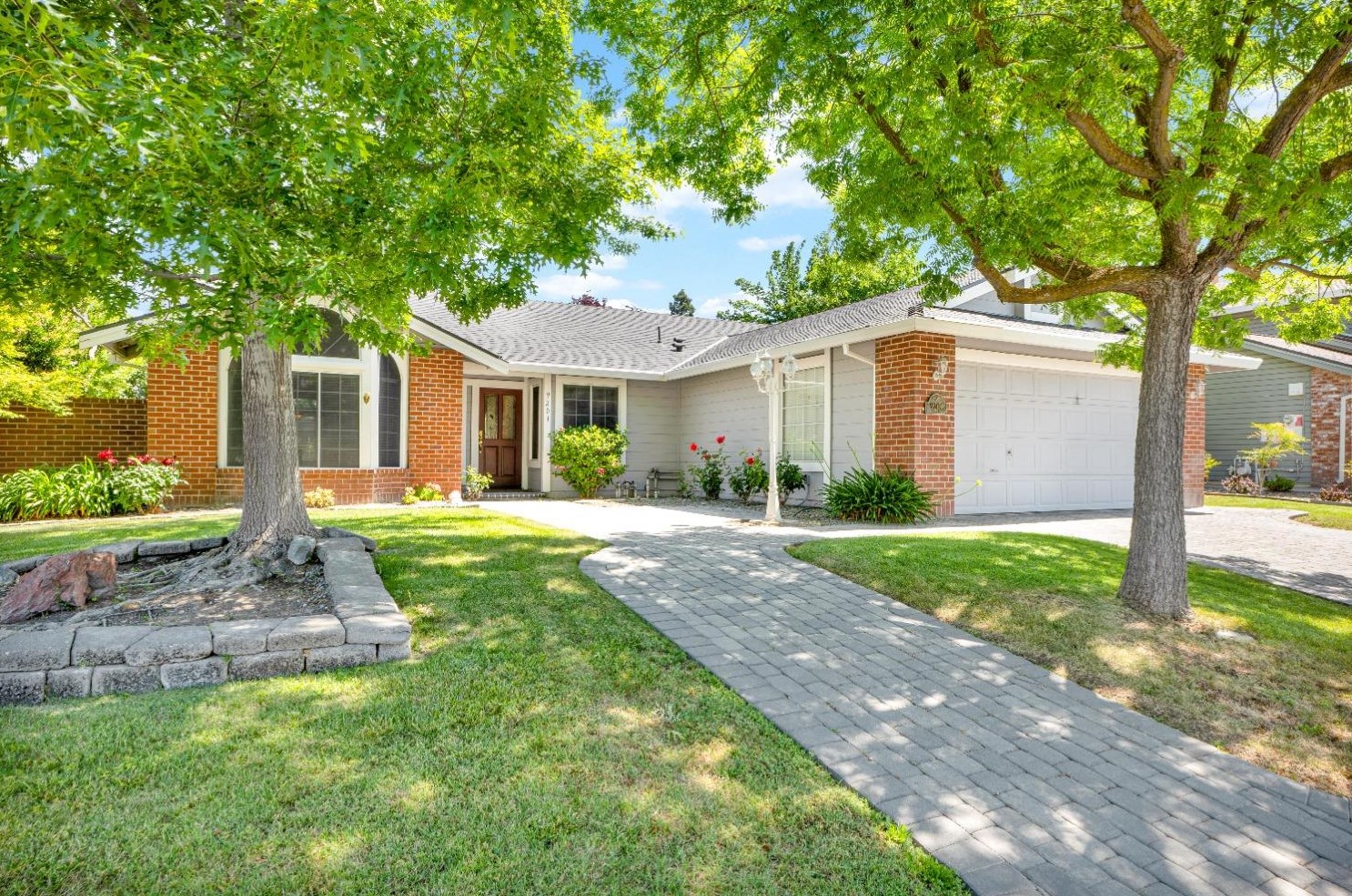 9201 Pelham Way, Elk Grove, CA 95624-3532
