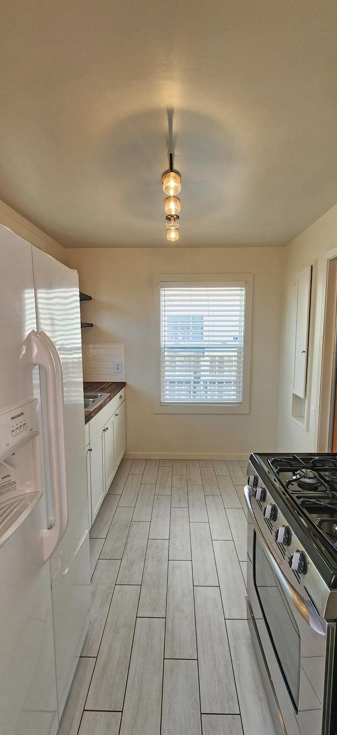 1012 Jefferson Blvd, West Sacramento CA  95691-5317 exterior