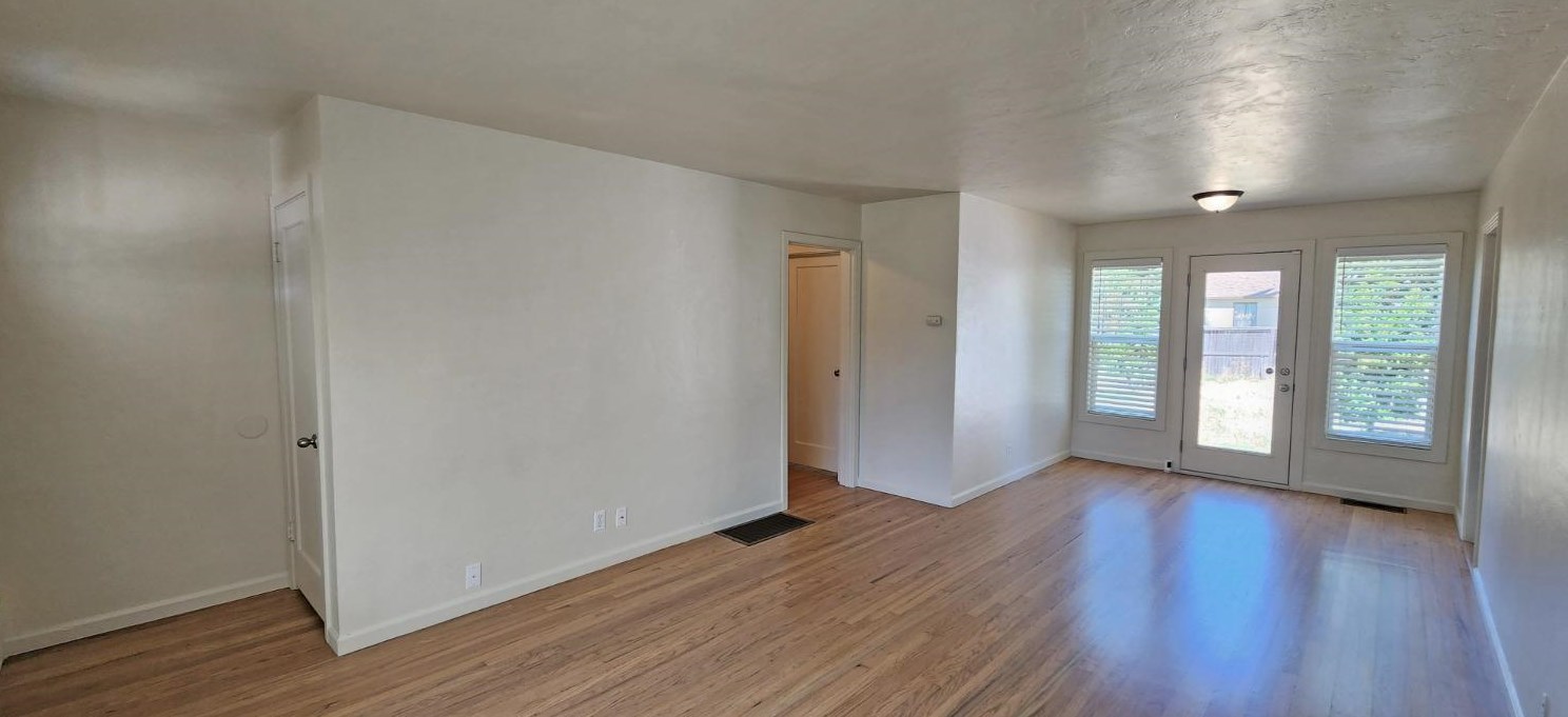1012 Jefferson Blvd, West Sacramento CA  95691-5317 exterior