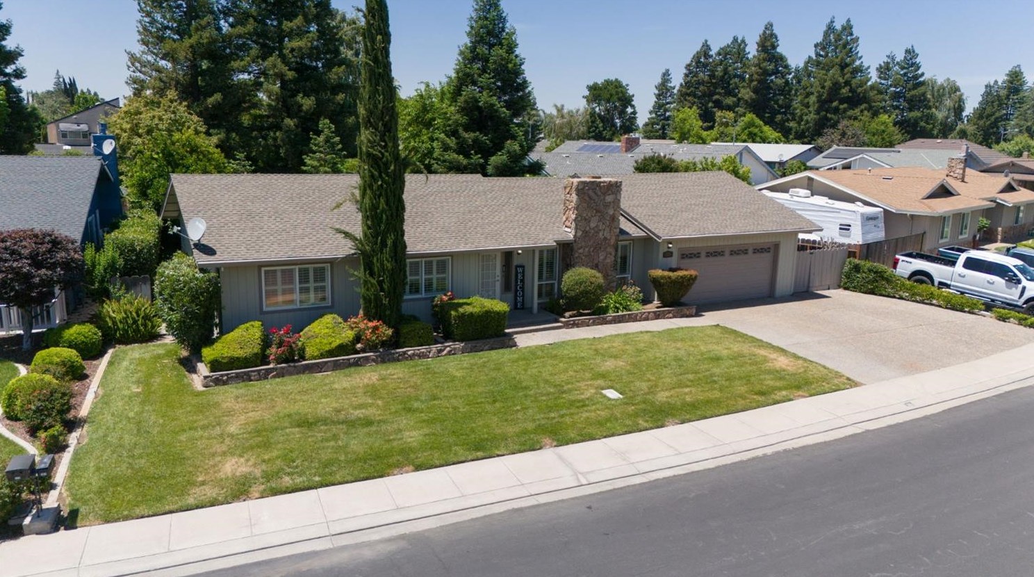 361 Mulholand Dr, Ripon, CA 95366-2128