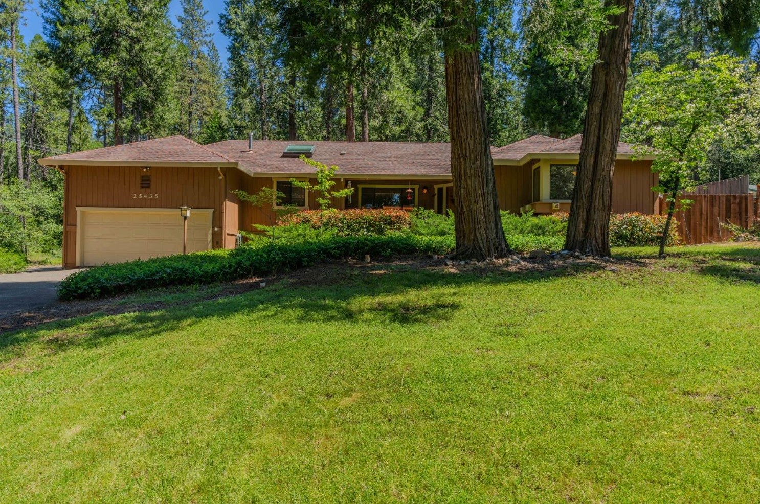 25435 Hts Ct, Pioneer CA  95666-9165 exterior