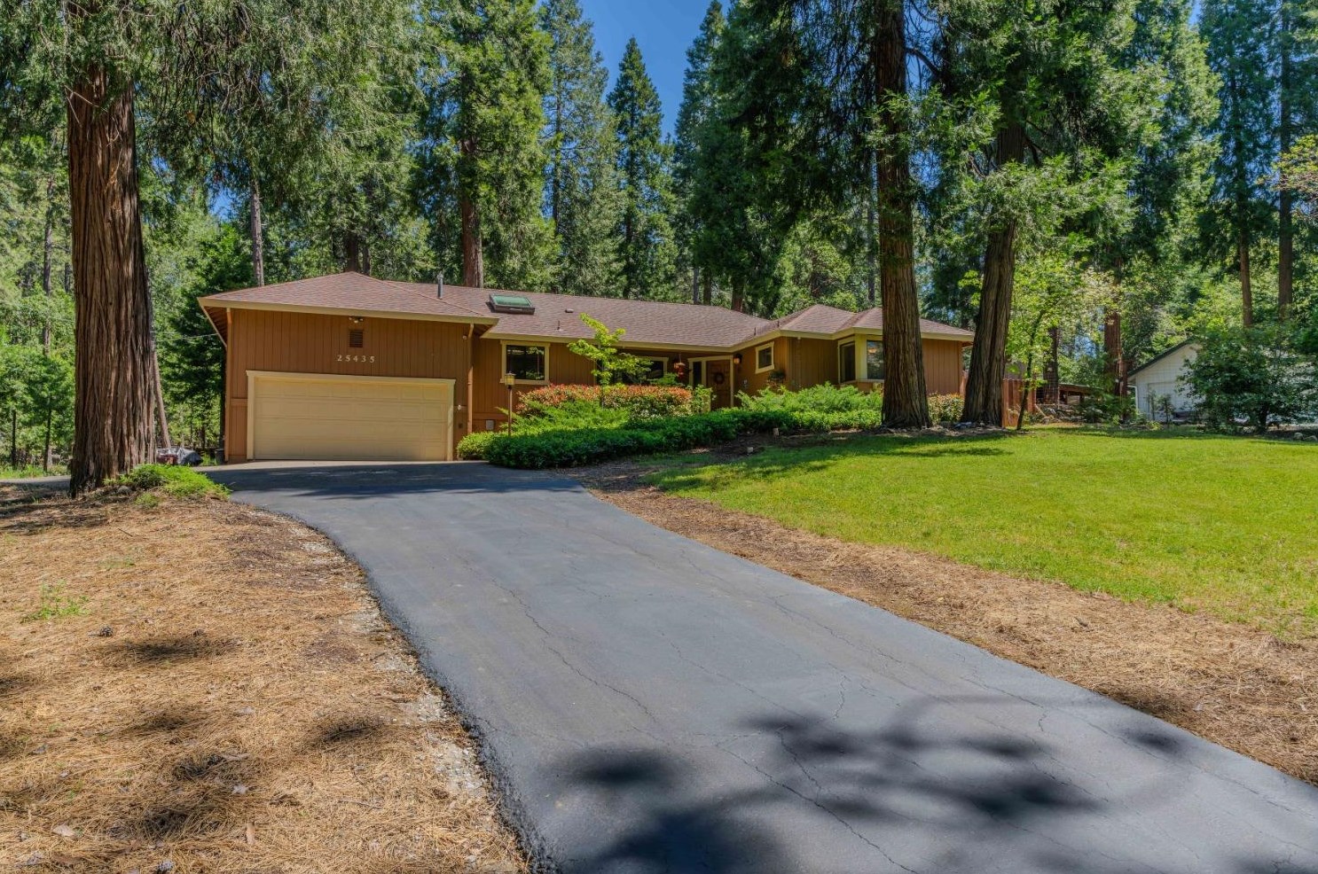 25435 Hts Ct, Pioneer CA  95666-9165 exterior