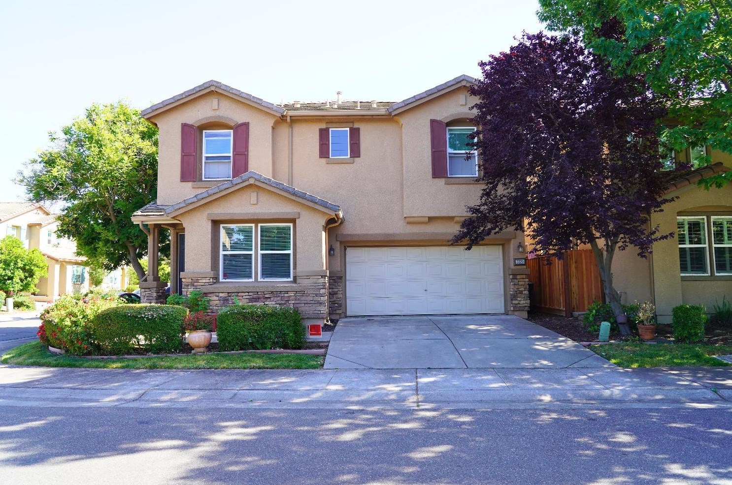 3320 Hayground Way, Sacramento, CA 95835-2461