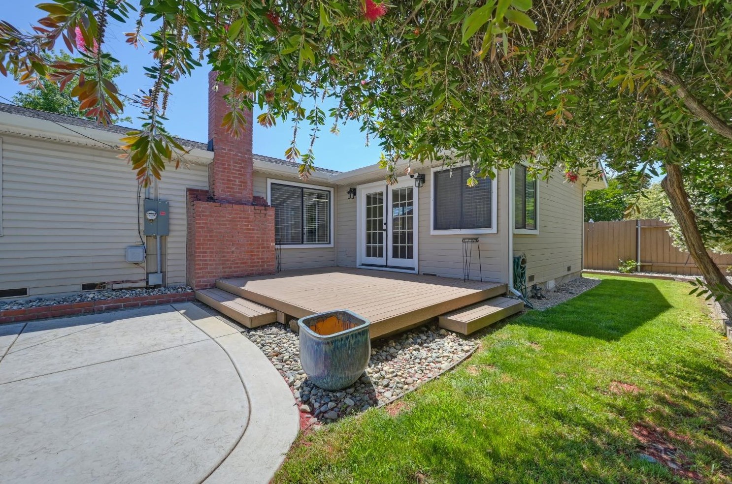 6431 Markley Way, Carmichael CA  95608-6303 exterior