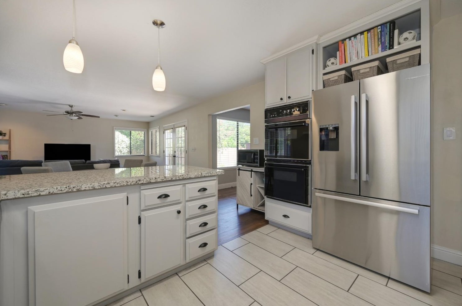 6431 Markley Way, Carmichael CA  95608-6303 exterior