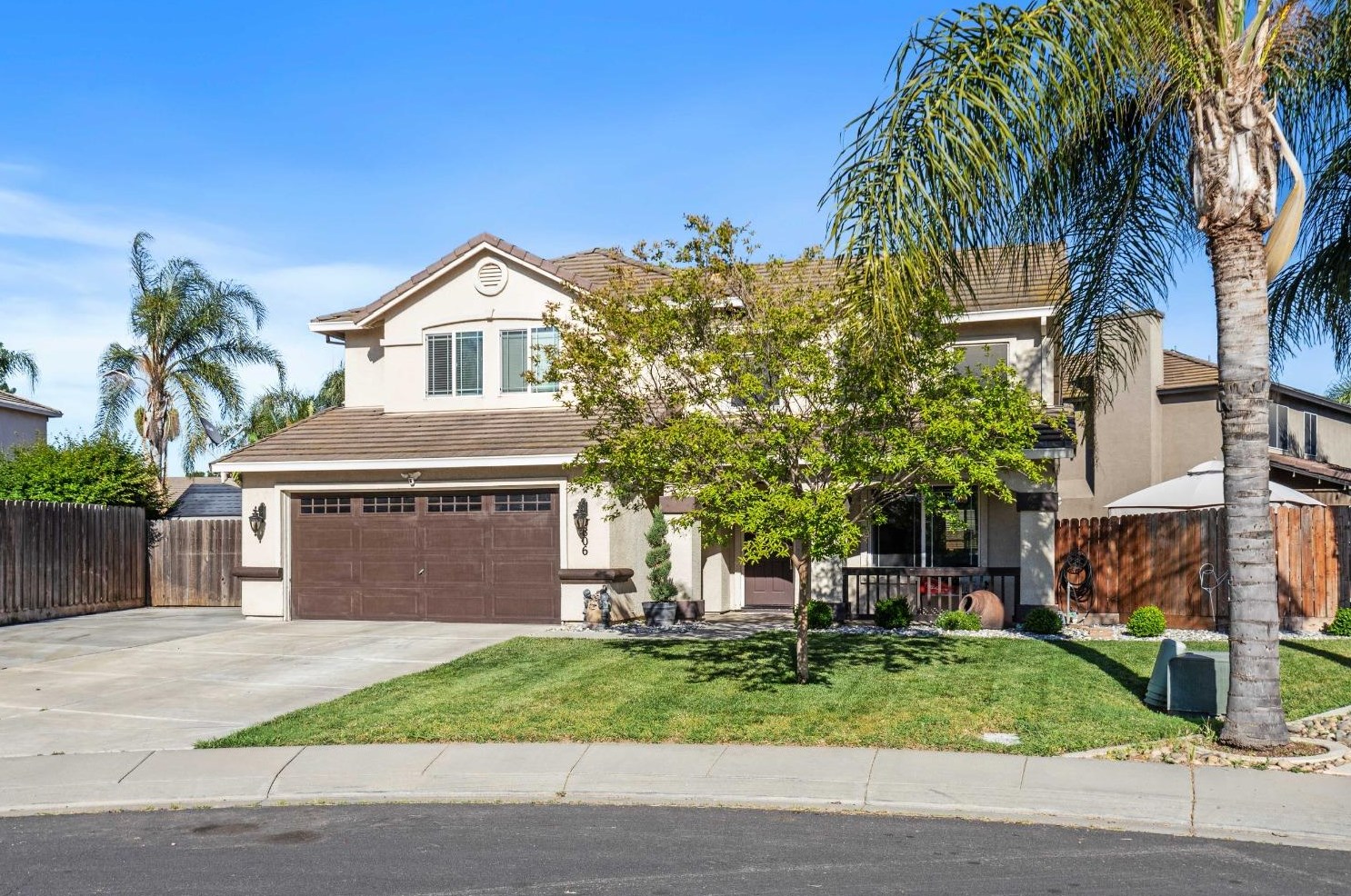 5806 Barger Ct, Riverbank, CA 95367-9530
