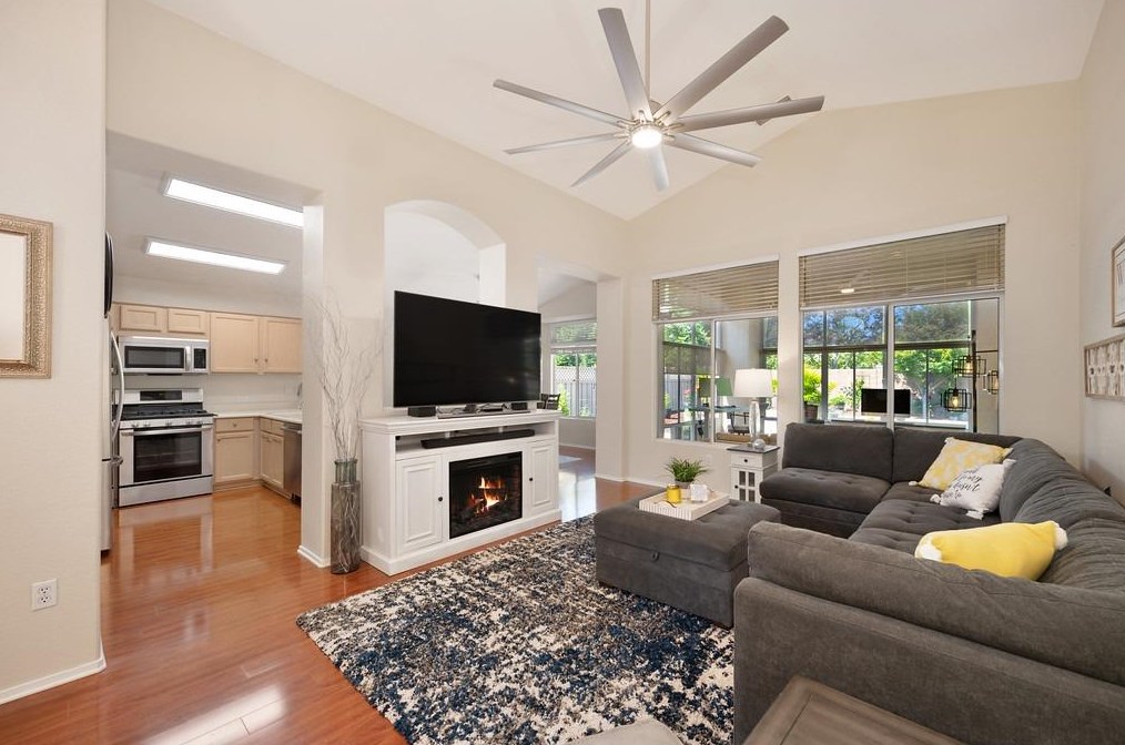 7235 Timberrose Way, Roseville CA  95747-8132 exterior