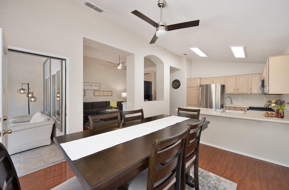 7235 Timberrose Way, Roseville CA  95747-8132 exterior