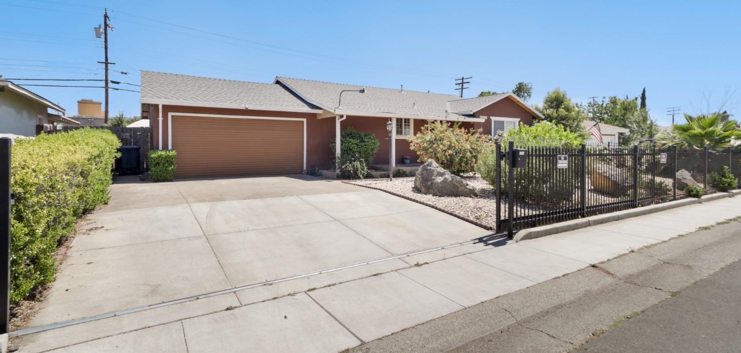 10384 Malaga Way, Rancho Cordova, CA 95670-3529