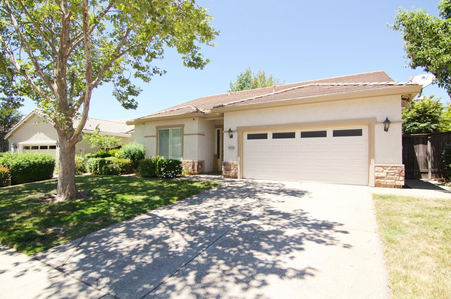 4118 Tahoe Vista Dr, Rocklin, CA 95765-5091