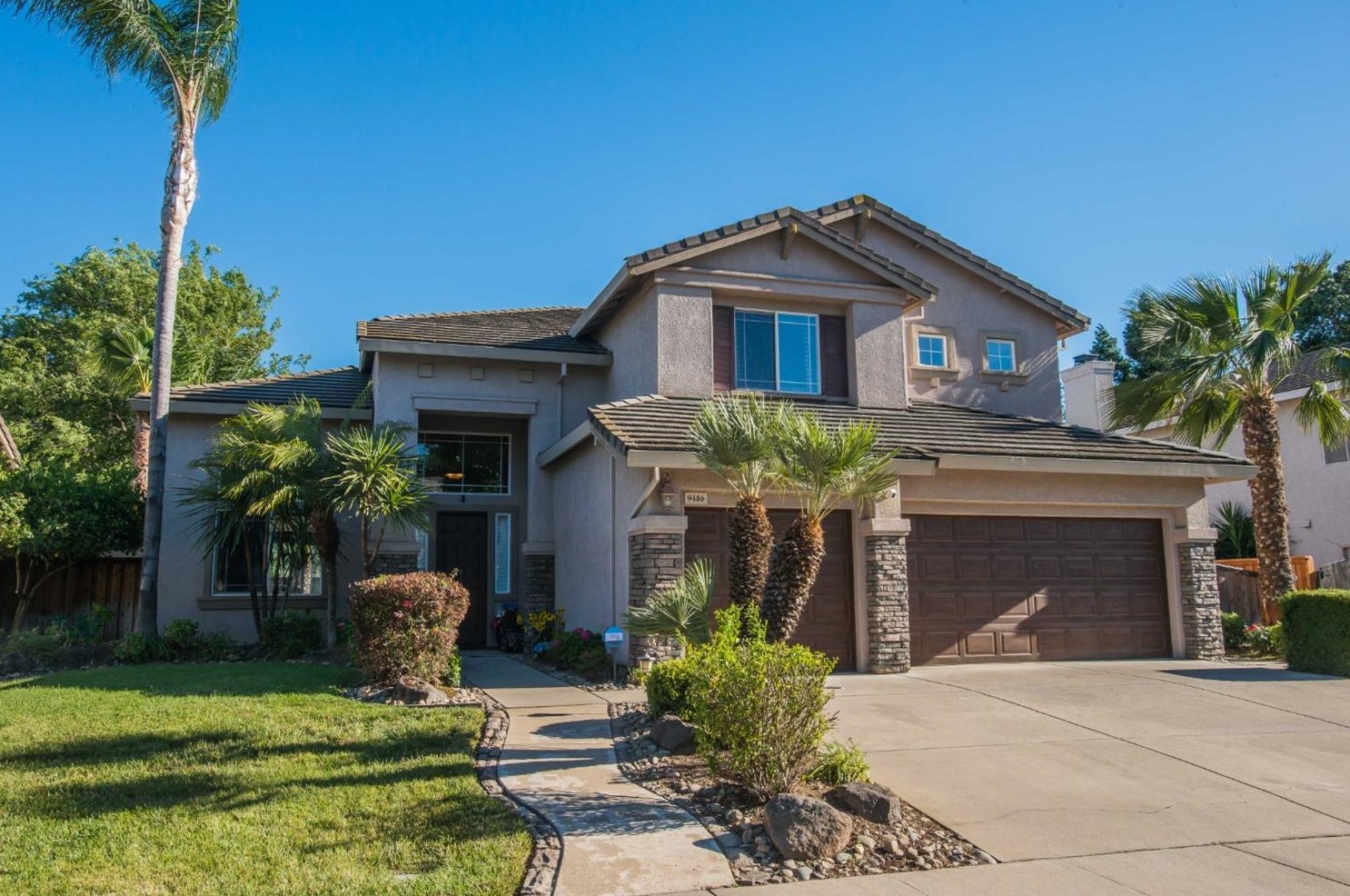 9486 Kirkleigh Way, Elk Grove, CA 95624-6019