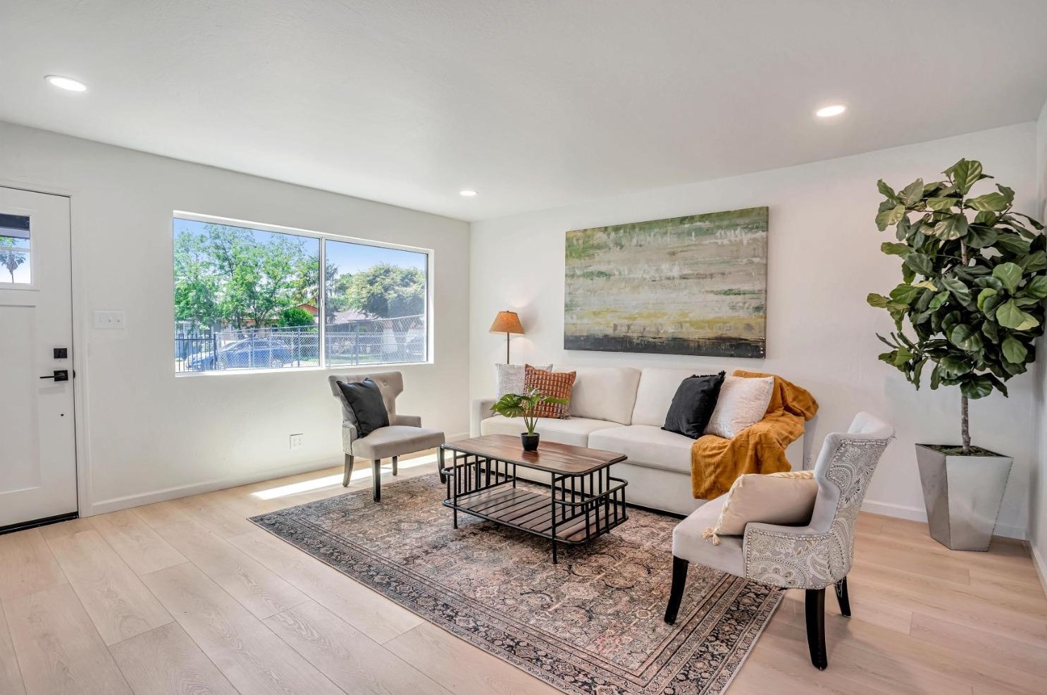 1405 Stephanie Ave, Sacramento, CA 95838-3645
