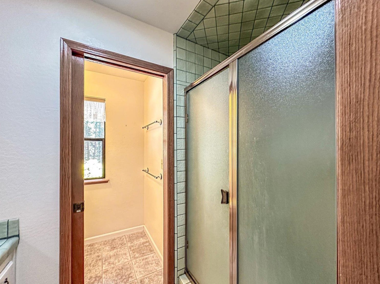 6832 Retreat Ln, Pacific House CA  95726-9465 exterior
