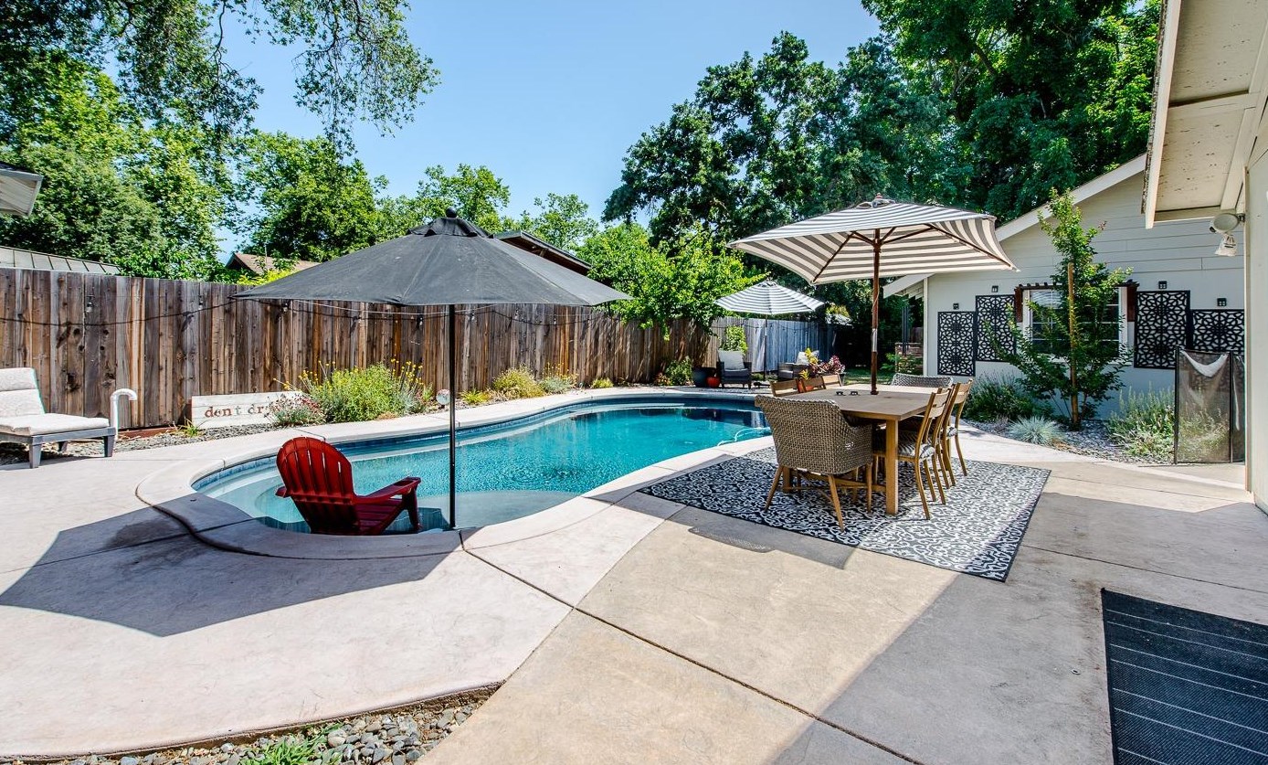 7 College St, Woodland CA  95695-3219 exterior