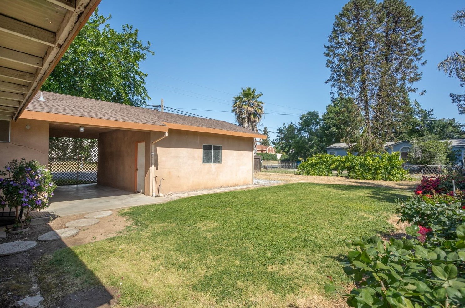 2489 Melton Cir, Pennington CA  95953-2115 exterior