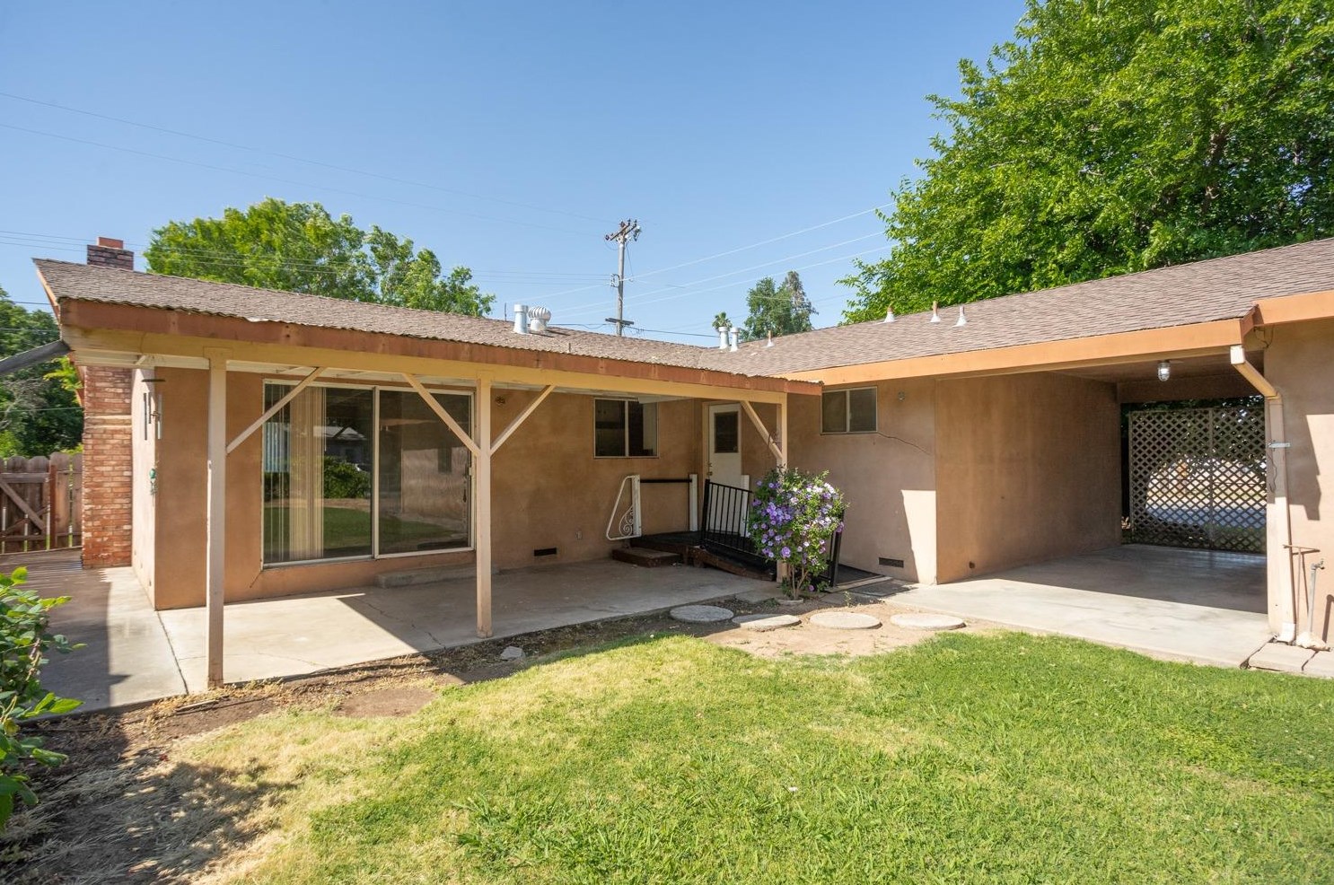2489 Melton Cir, Pennington CA  95953-2115 exterior