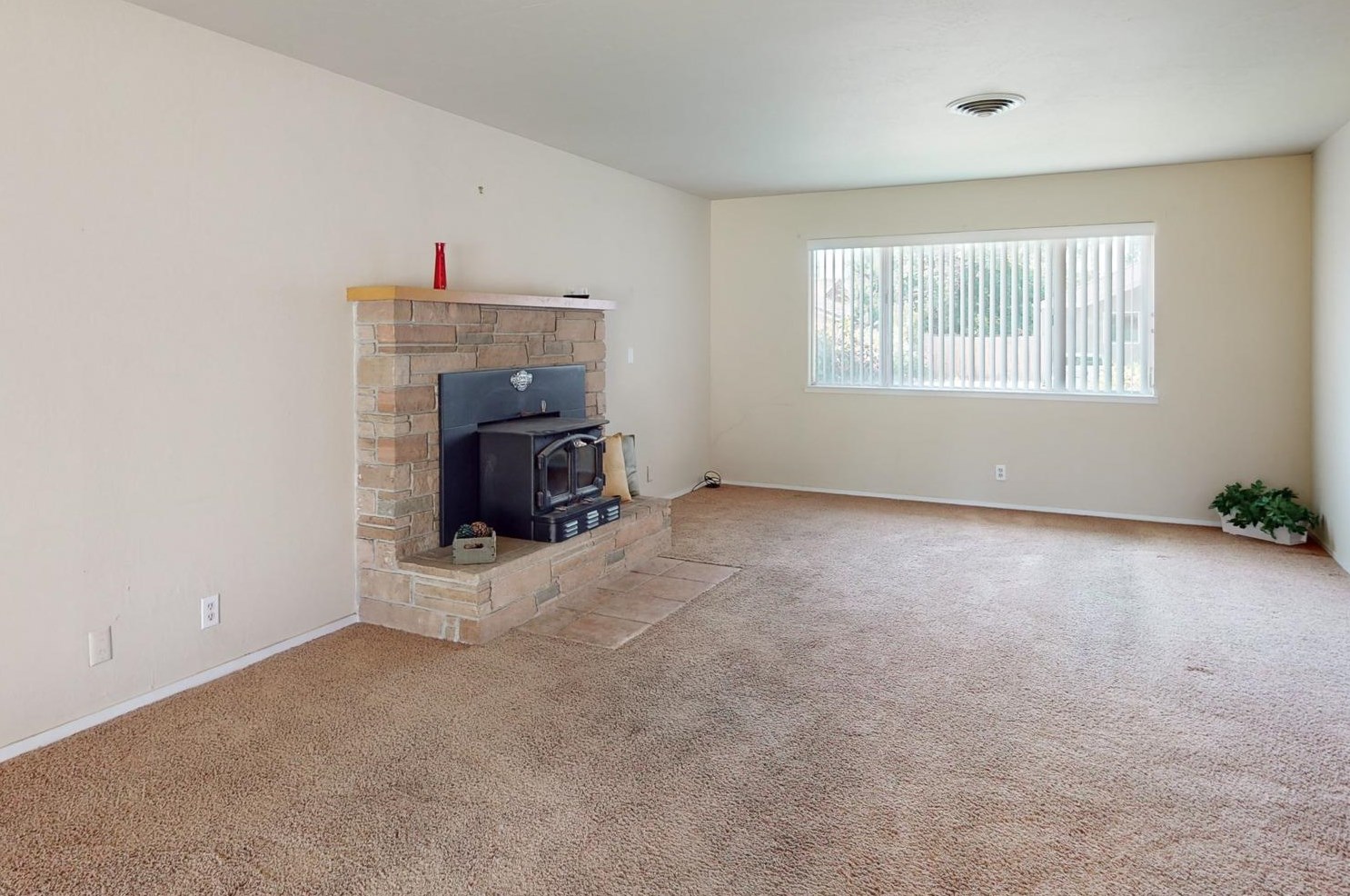 2489 Melton Cir, Pennington CA  95953-2114 exterior