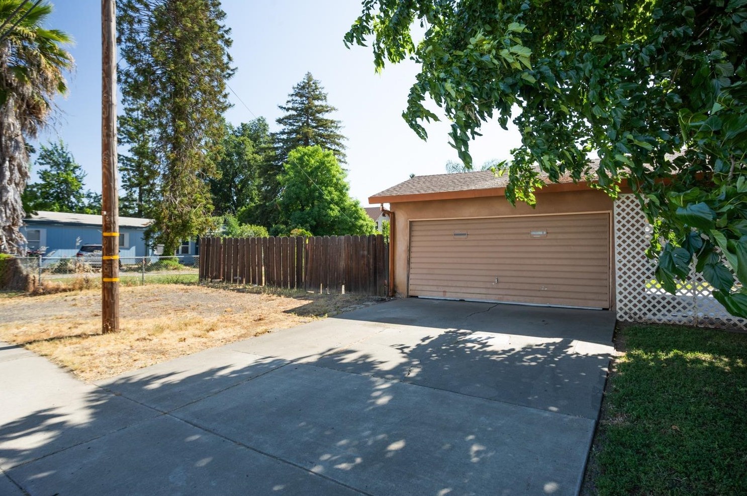 2489 Melton Cir, Pennington CA  95953-2115 exterior