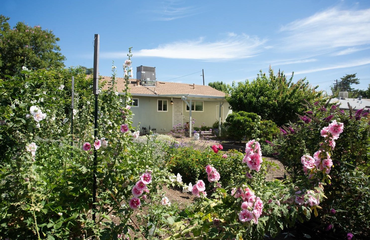 544 Laurel Dr, Yuba City CA  95991-6210 exterior