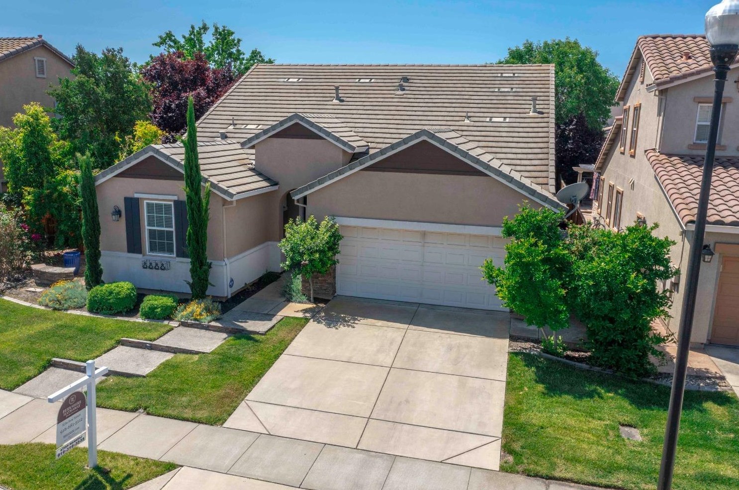 2440 Rockrose Cir, Roseville, CA 95747-8882