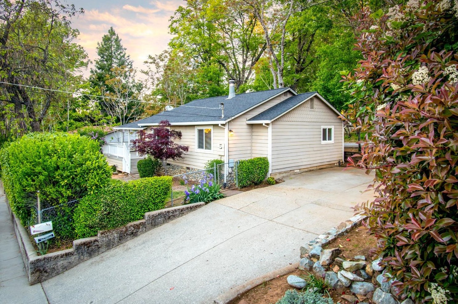 110 Maryland Dr, Grass Valley CA  95945-5966 exterior