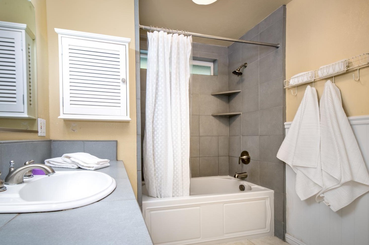 110 Maryland Dr, Grass Valley CA  95945-5966 exterior