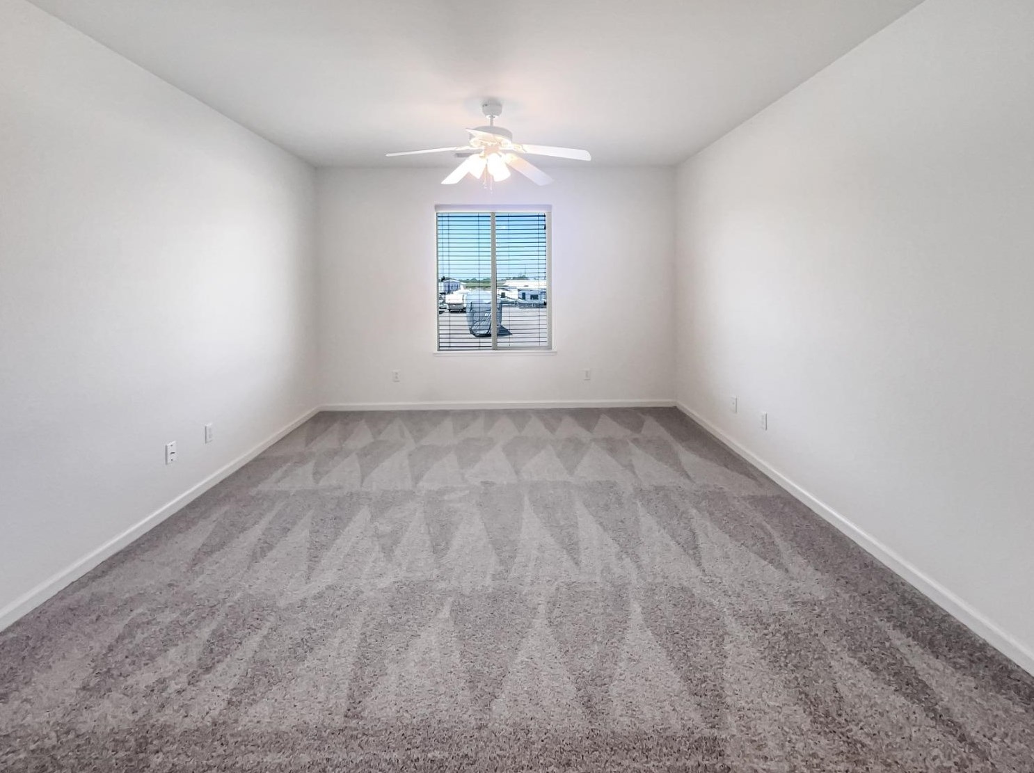 1196 Wallace Way, Yuba City CA 95993-9124 exterior