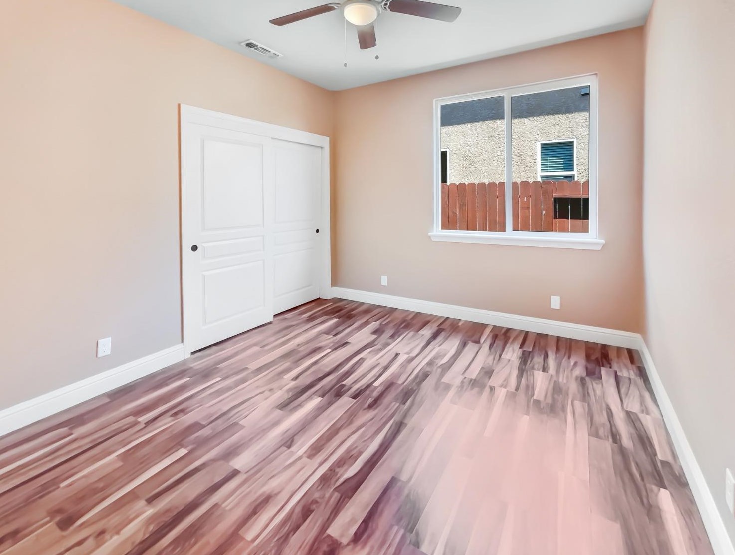 2216 Portsmouth Dr, Yuba City CA  95991-4014 exterior