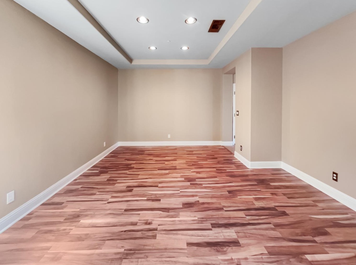 2216 Portsmouth Dr, Yuba City CA  95991-4014 exterior