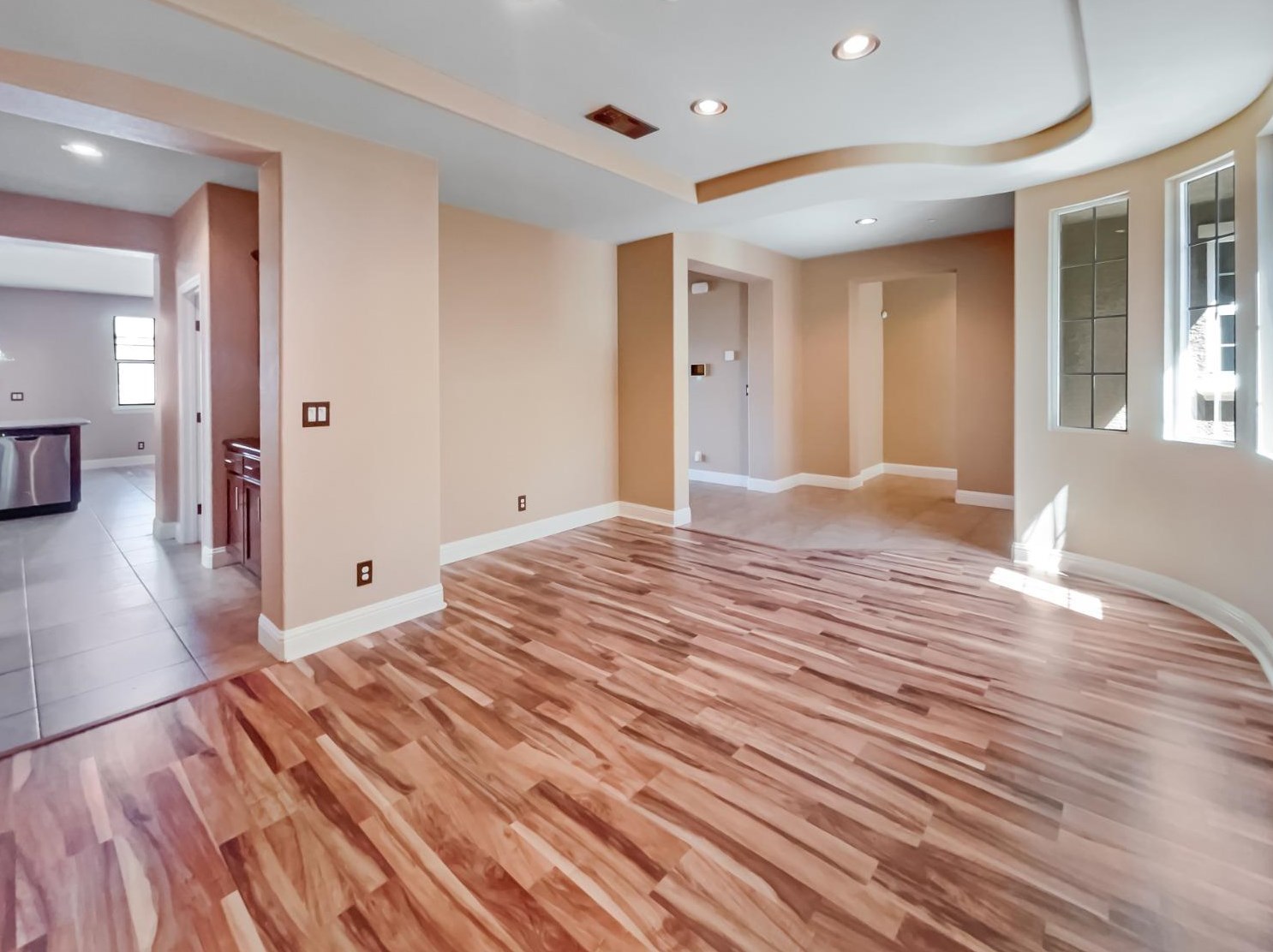 2216 Portsmouth Dr, Yuba City CA  95991-4014 exterior