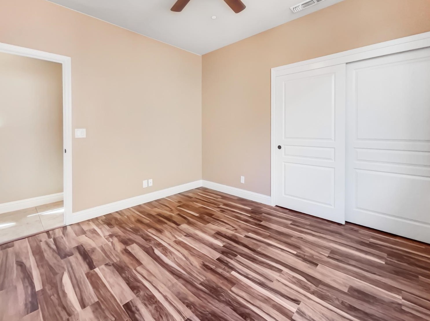 2216 Portsmouth Dr, Yuba City CA  95991-4014 exterior