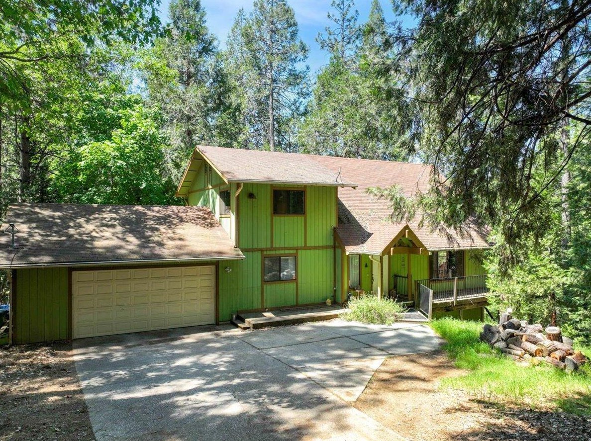 12402 Francis Dr, Grass Valley, CA