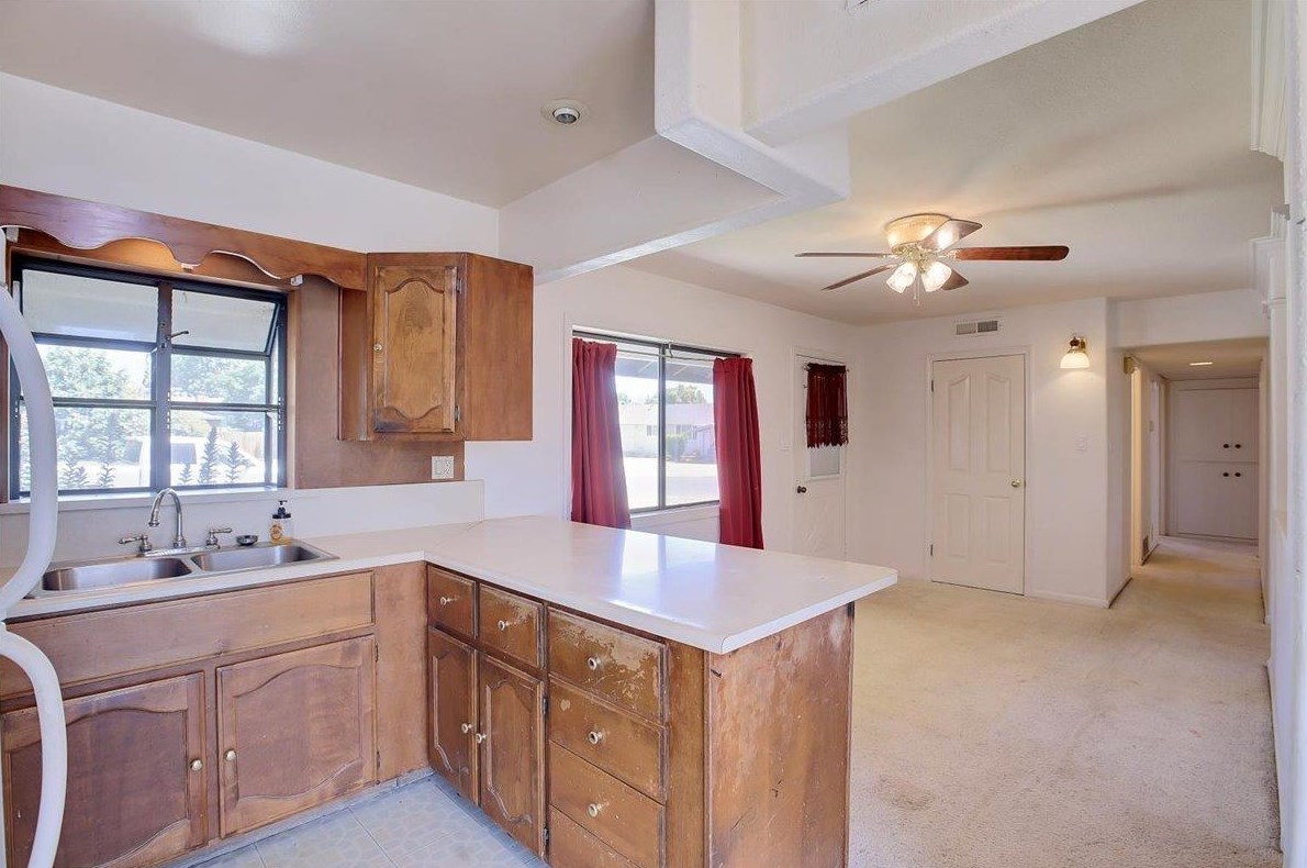 1204 Mdw Ave, Yuba City CA  95991-6509 exterior