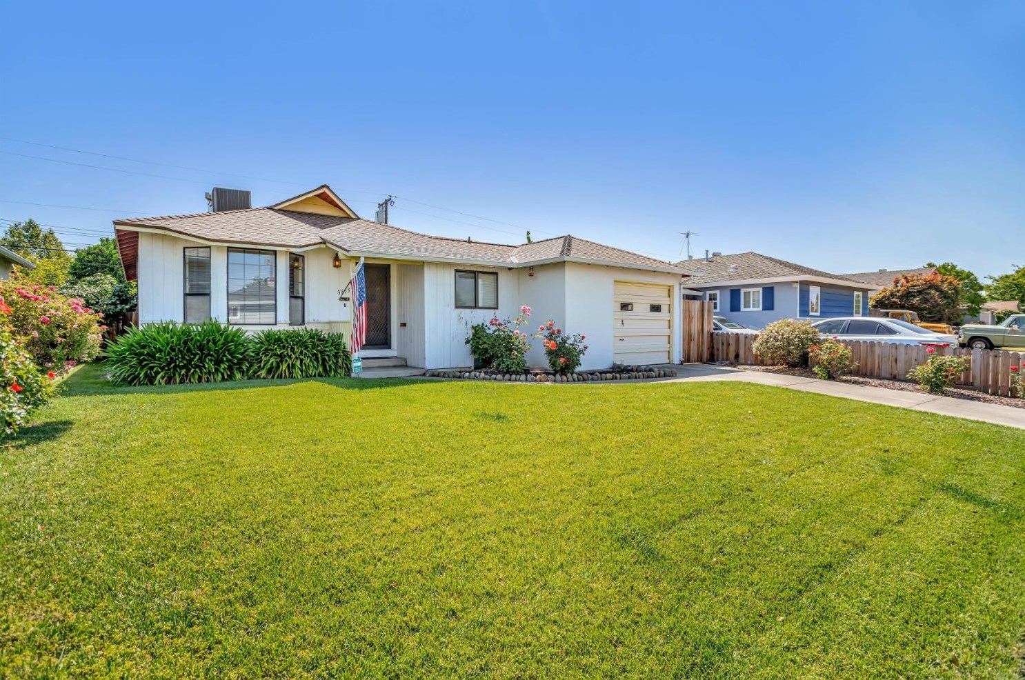 5613 Harold Way, Sacramento, CA 95822-3133