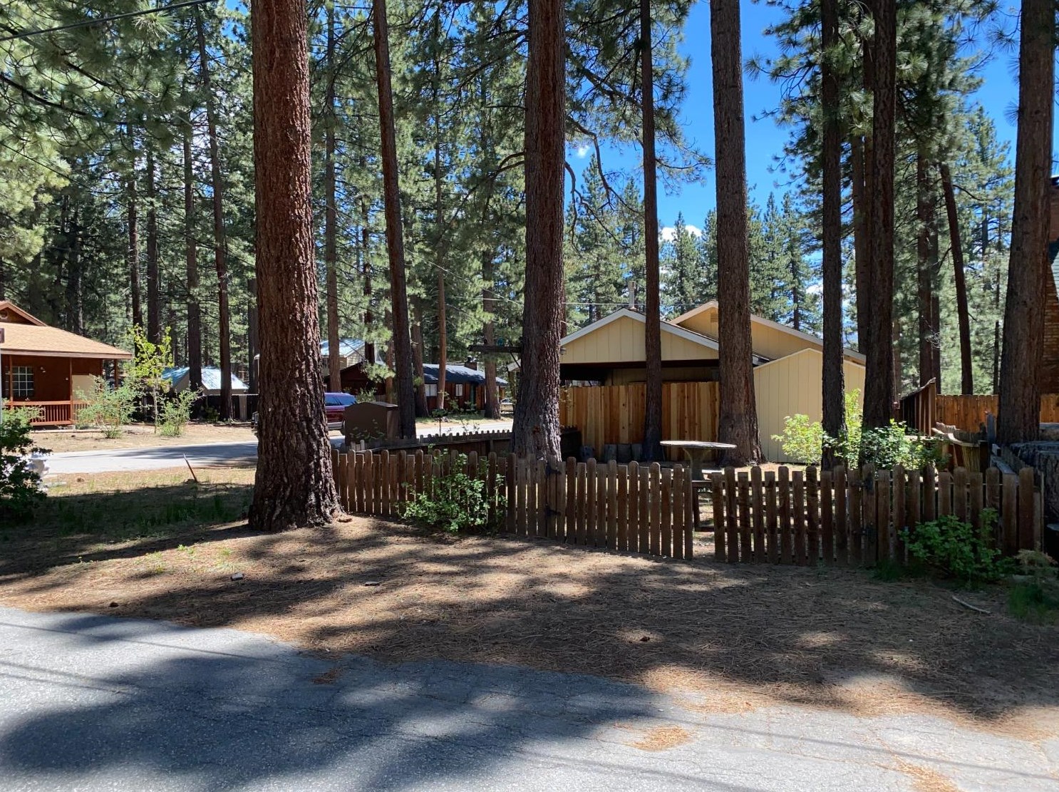 2945 Nevada Ave, South Lake Tahoe CA  96150-2713 exterior