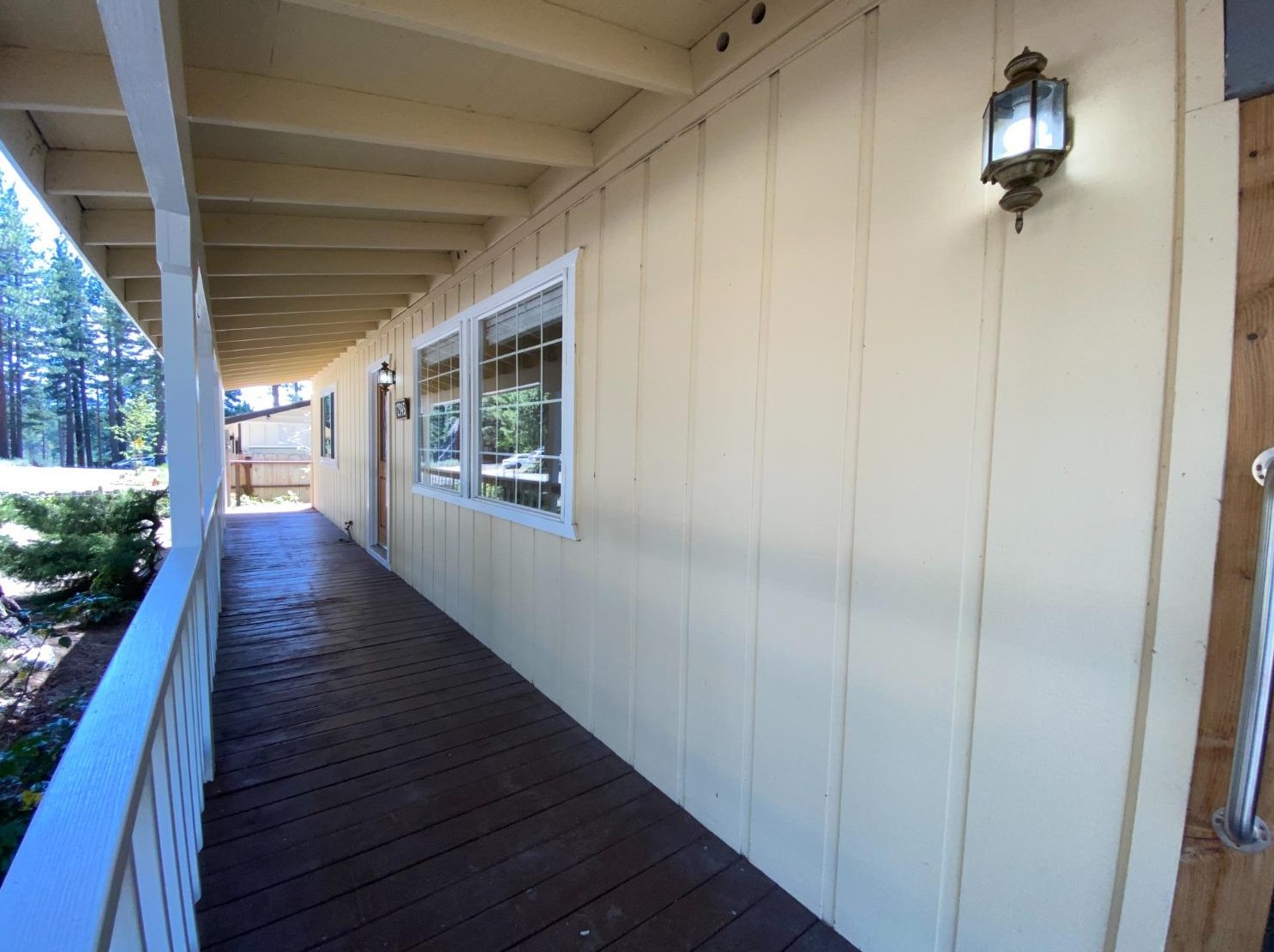 2945 Nevada Ave, South Lake Tahoe CA  96150-2713 exterior