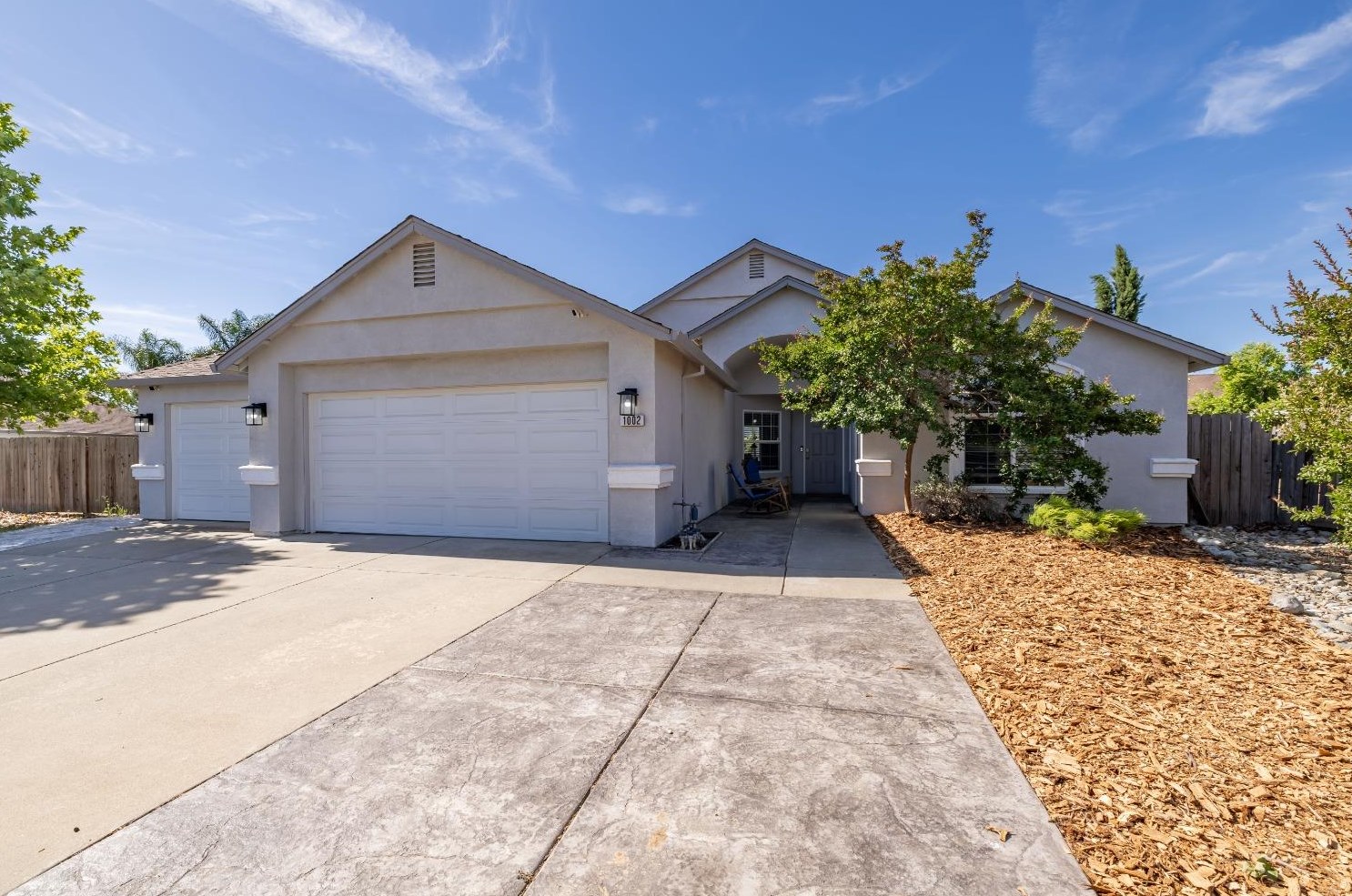1002 Breakers Ct, Galt, CA 95632-3457