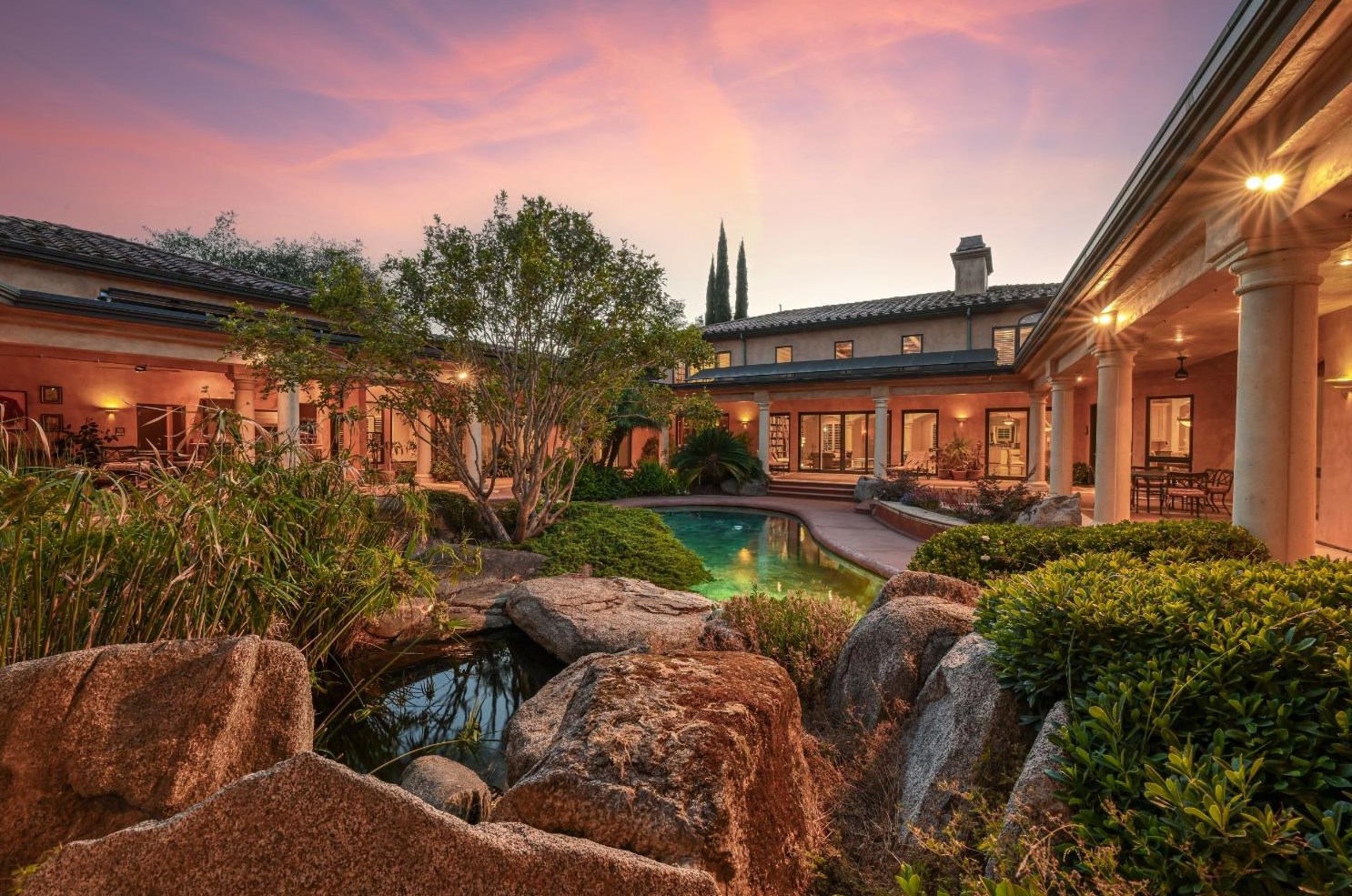 6352 Calle Montalvo Cir, Roseville CA  95746-5821 exterior