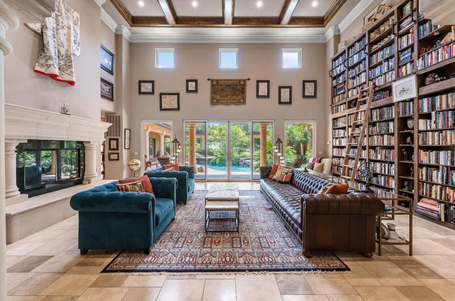 6352 Calle Montalvo Cir, Roseville CA  95746-5821 exterior