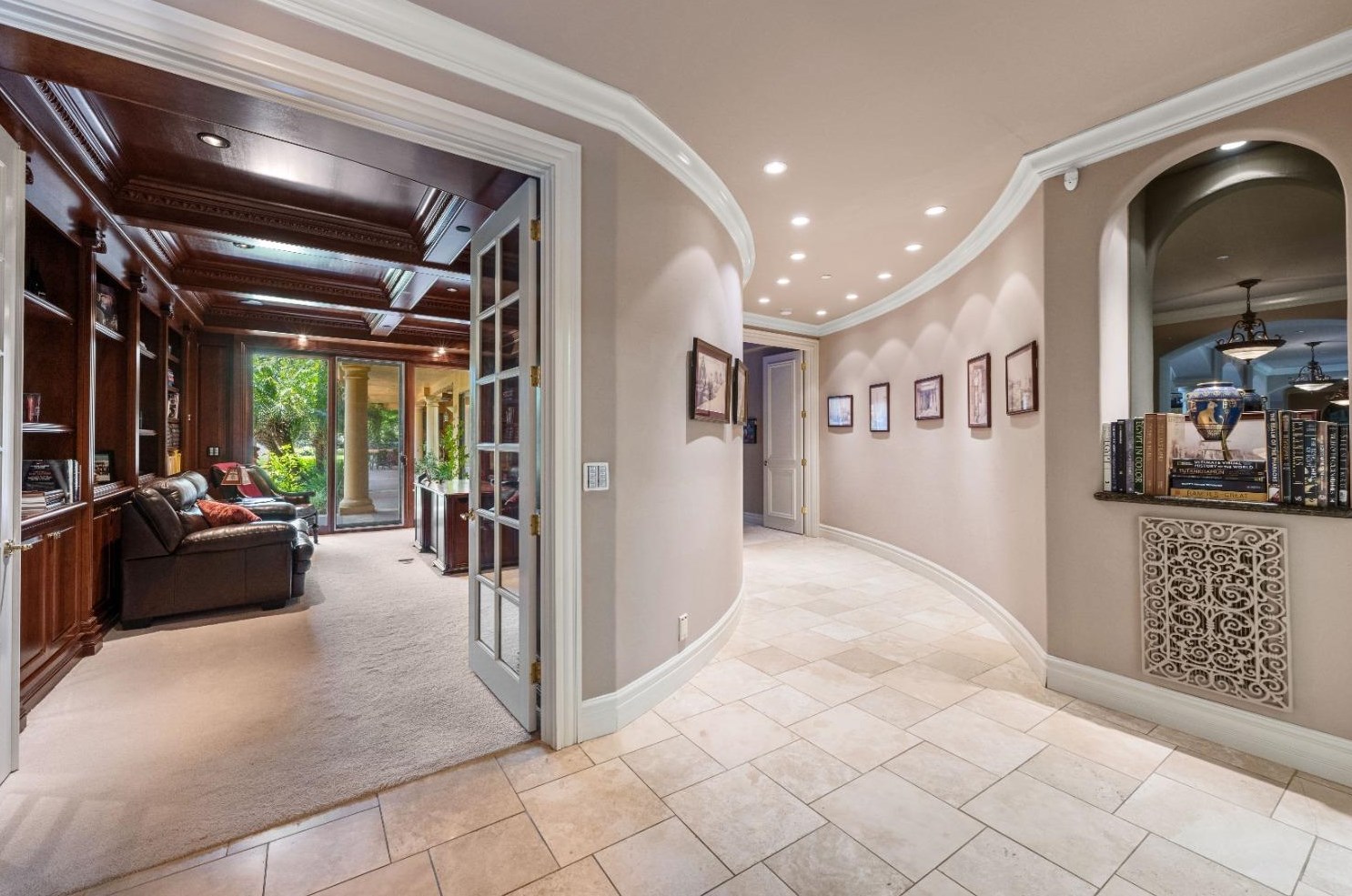 6352 Calle Montalvo Cir, Roseville CA  95746-5821 exterior