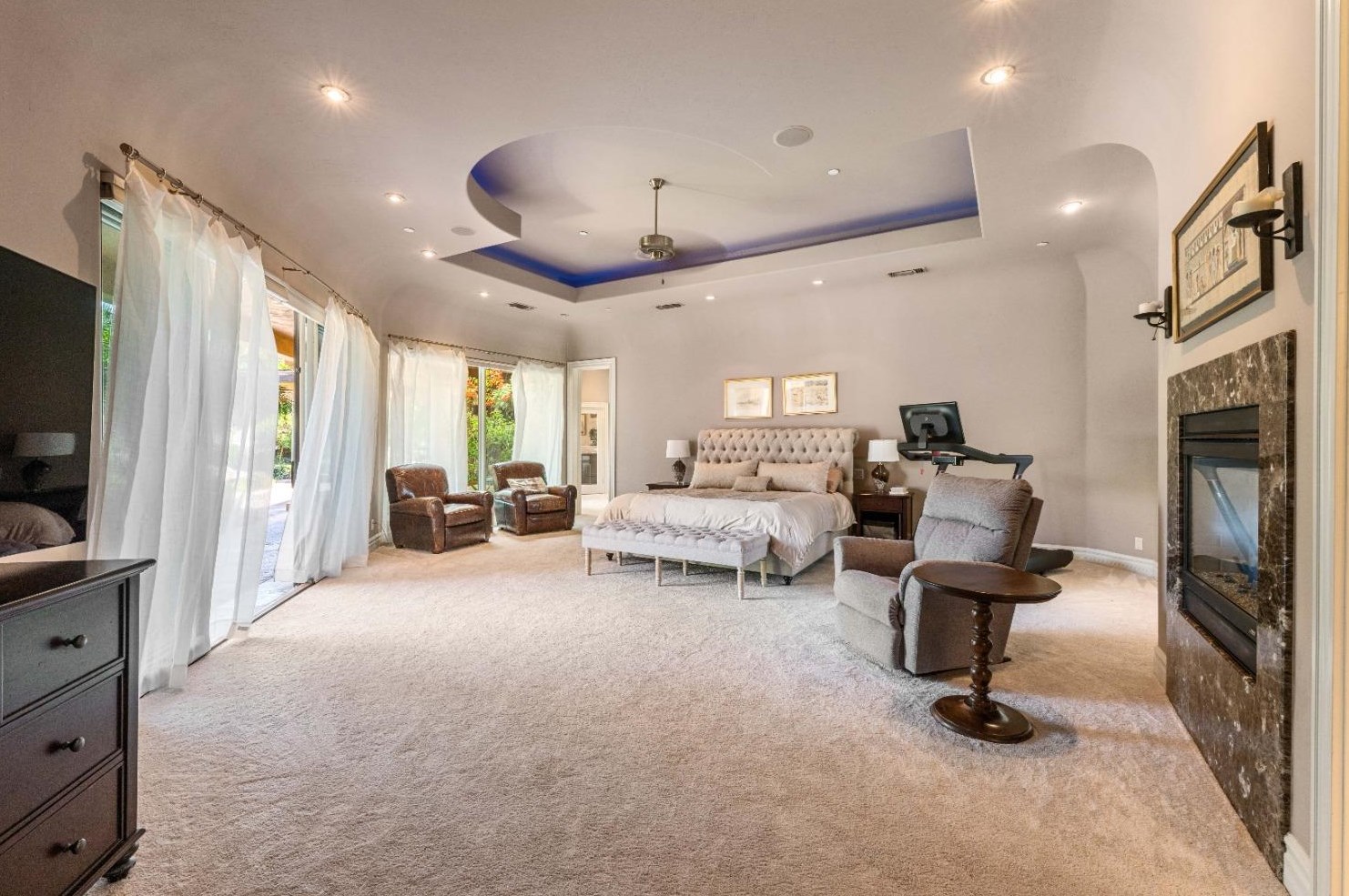 6352 Calle Montalvo Cir, Roseville CA  95746-5821 exterior