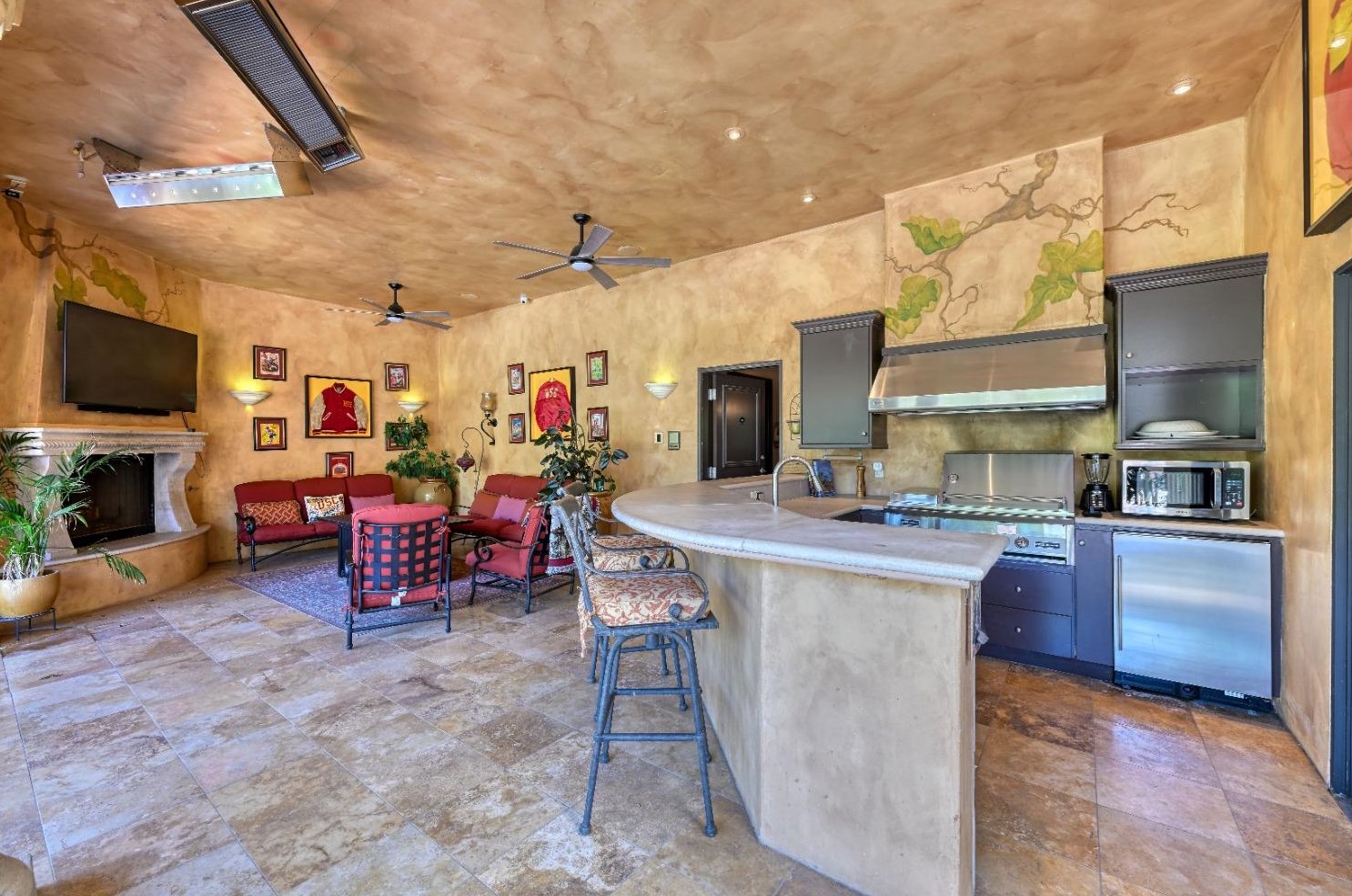 6352 Calle Montalvo Cir, Roseville CA  95746-5821 exterior