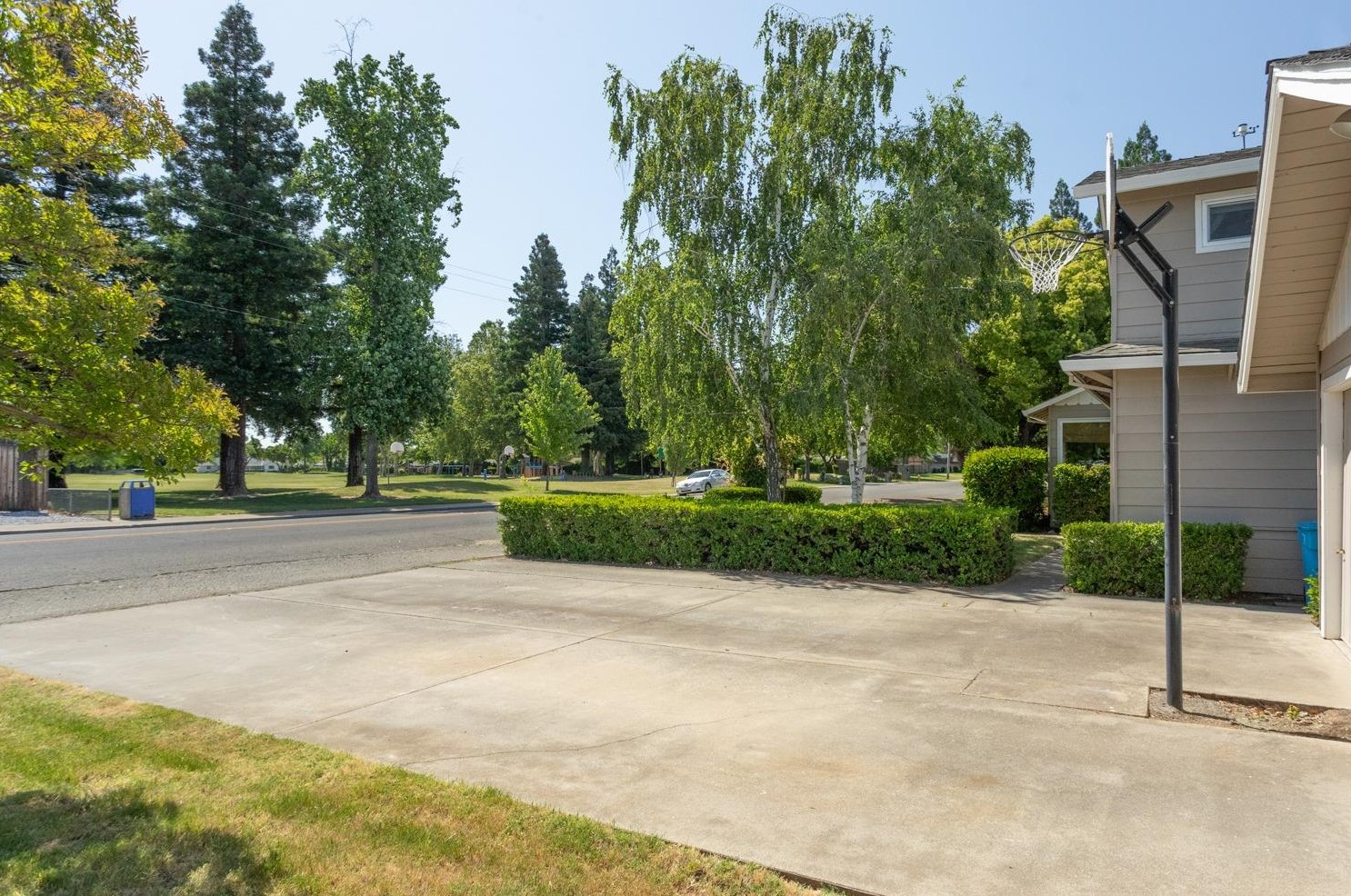 731 Bunce Rd, Yuba City CA  95991-6204 exterior