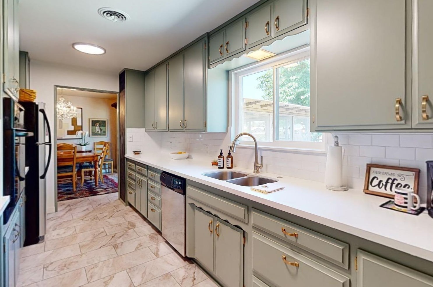 731 Bunce Rd, Yuba City, CA 95991-6104