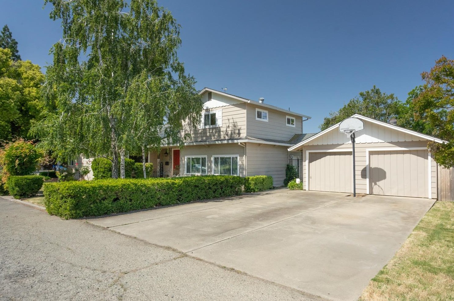 731 Bunce Rd, Yuba City CA  95991-6204 exterior