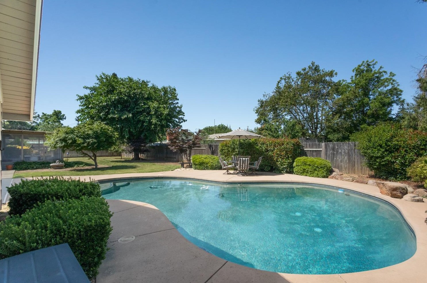 731 Bunce Rd, Yuba City CA  95991-6204 exterior