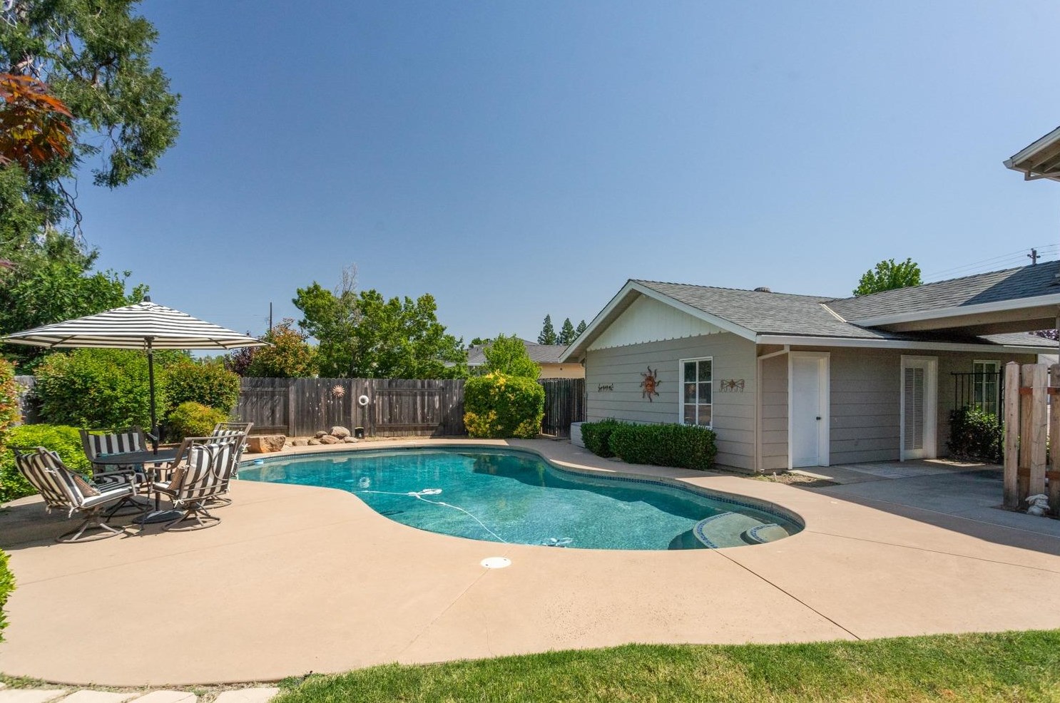 731 Bunce Rd, Yuba City CA  95991-6204 exterior