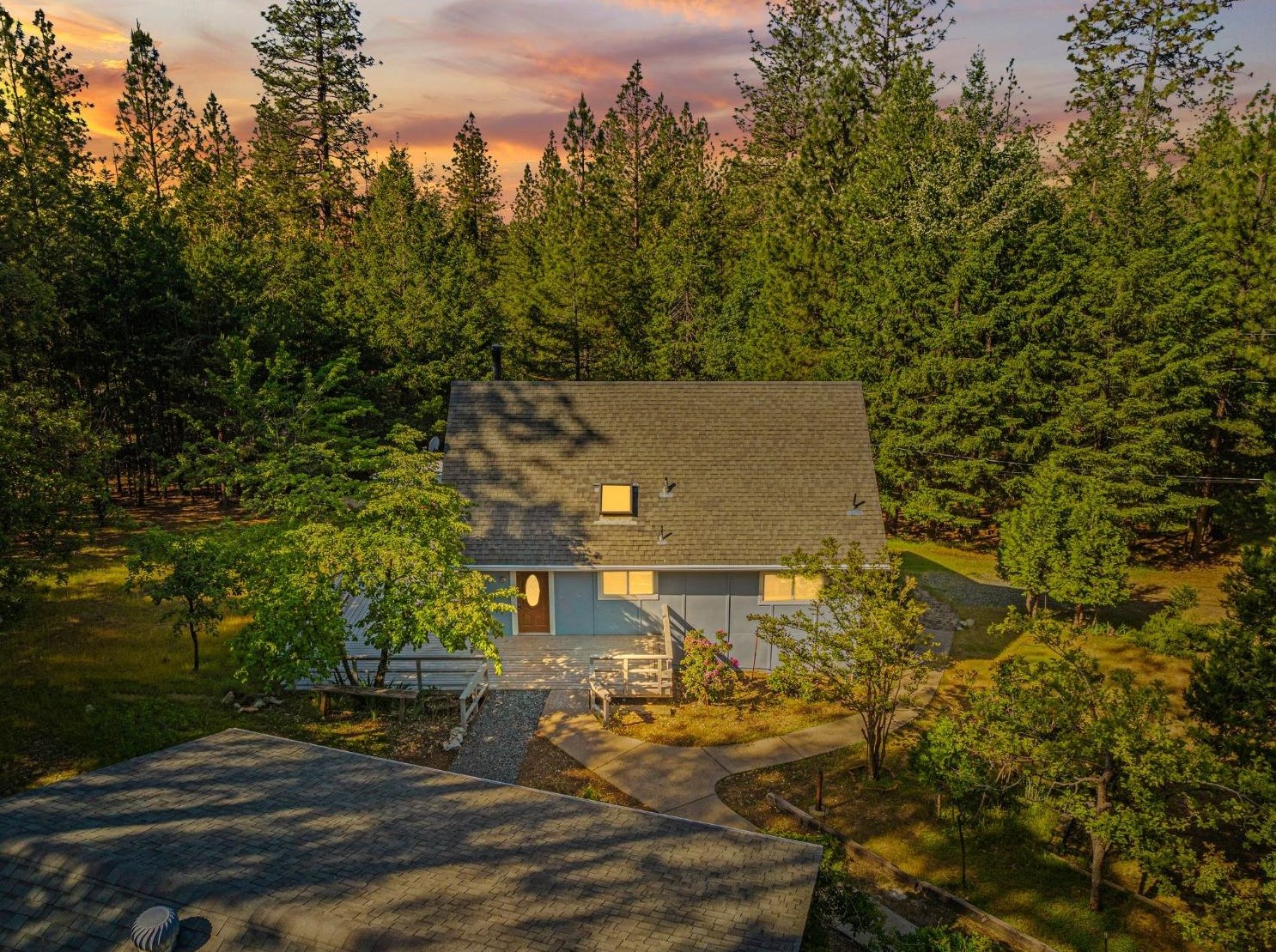 6237 Red Robin Rd, Swansboro Country, CA 95667-8114